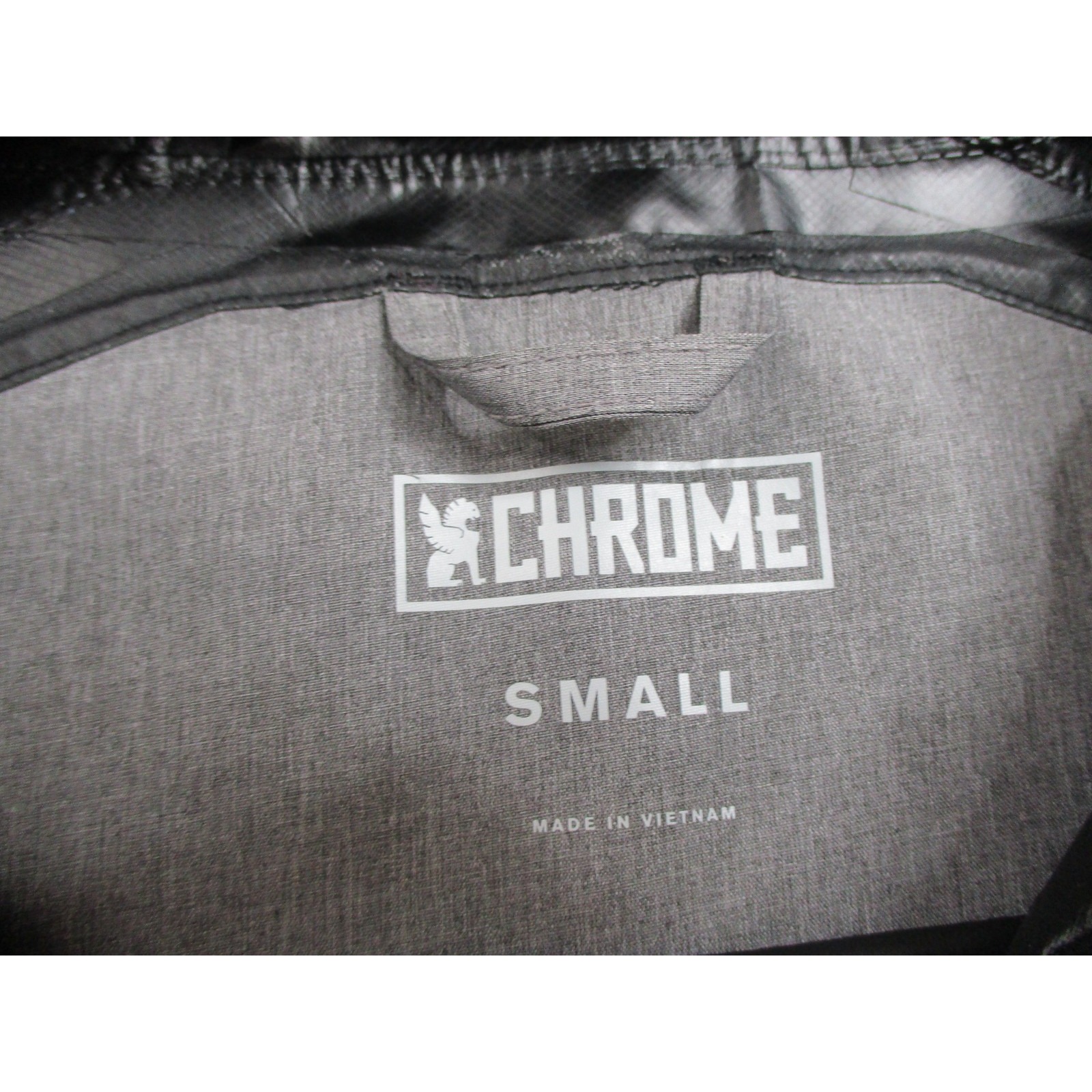 Chrome Industries Jacket Mens Small Gray Waterproof Hooded Cycling Windbreaker — image 7 of 8